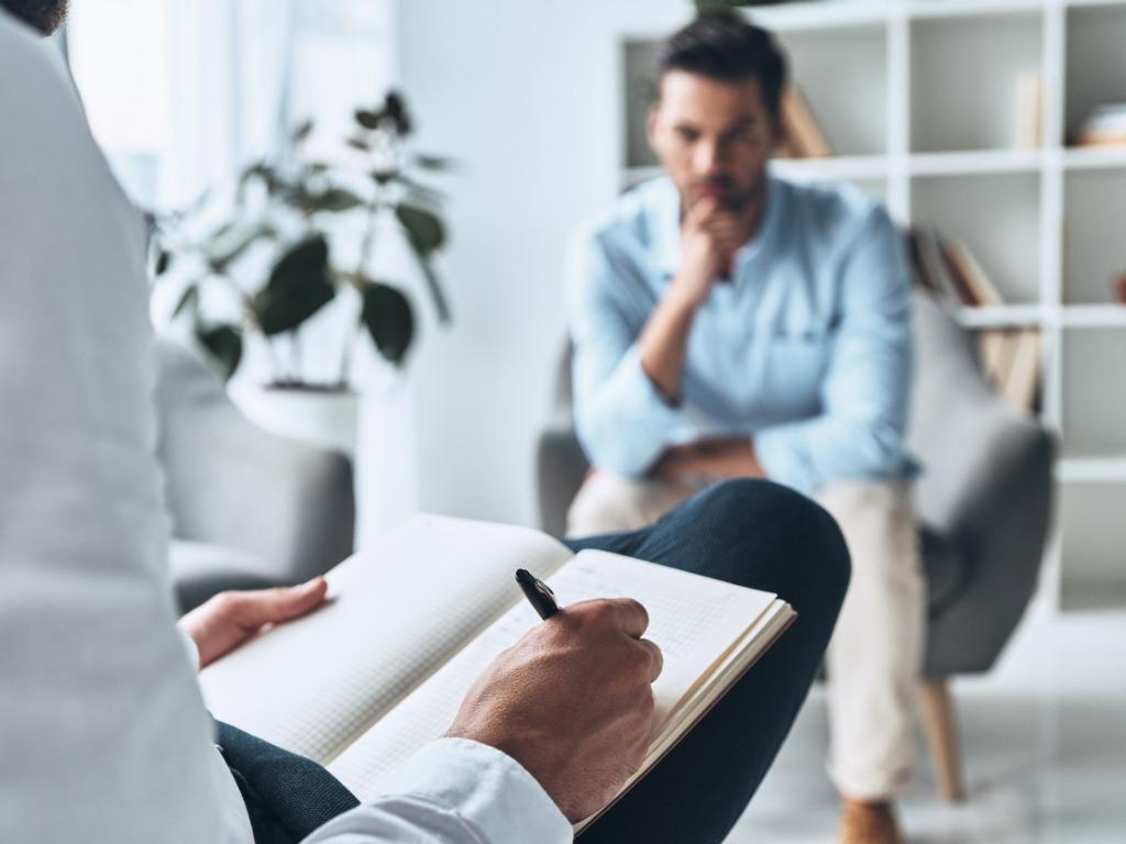 bedrijfsarts bij conflict